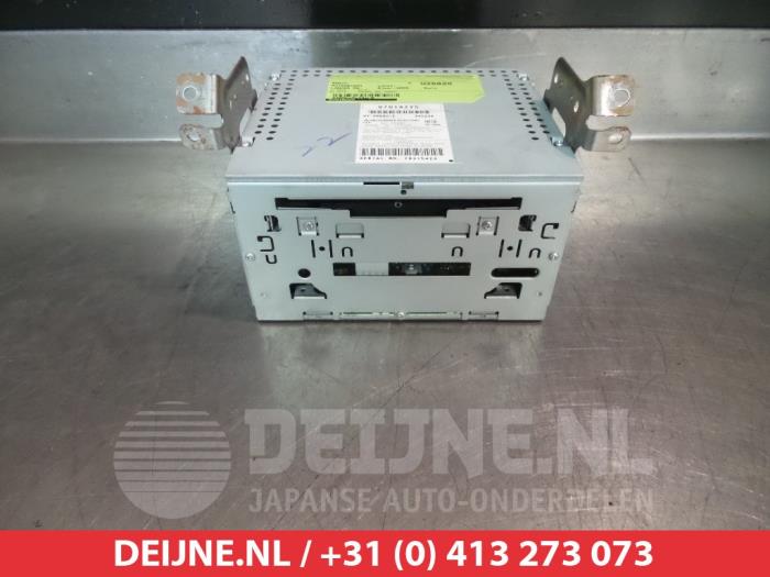 Używane Radio Mitsubishi Lancer Sports Sedan (CY/CZ) 1.5 MIVEC 16V Cena na żądanie oferowane przez V.Deijne Jap.Auto-onderdelen BV