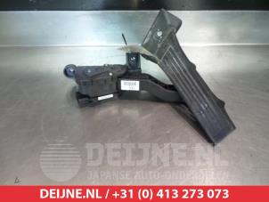 Used Accelerator pedal Hyundai i40 CW (VFC) 1.6 GDI 16V Price on request offered by V.Deijne Jap.Auto-onderdelen BV