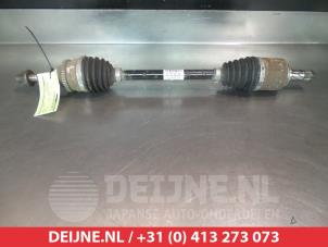 Usagé Arbre de transmission avant gauche Suzuki Swift (ZA/ZC/ZD1/2/3/9) 1.3 DDis 16V Prix € 35,00 Règlement à la marge proposé par V.Deijne Jap.Auto-onderdelen BV