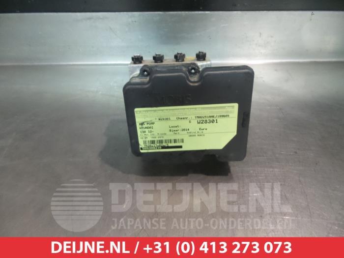 Begagnade ABS-pump Hyundai i30 (GDHB5) 1.4 16V Pris € 75,00 Marginaltabell erbjuds av V.Deijne Jap.Auto-onderdelen BV