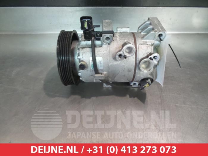 Usagé Compresseur de clim Hyundai i30 (GDHB5) 1.4 16V Prix € 100,00 Règlement à la marge proposé par V.Deijne Jap.Auto-onderdelen BV