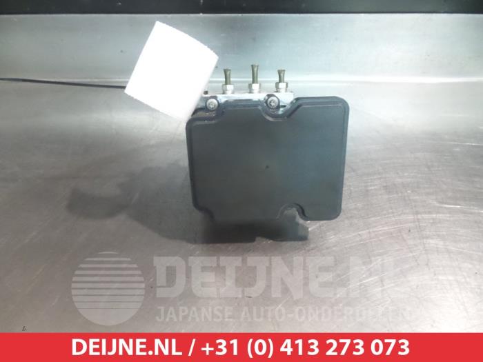 Used ABS pump Toyota Aygo (B40) 1.0 12V VVT-i Price € 50,00 Margin scheme offered by V.Deijne Jap.Auto-onderdelen BV