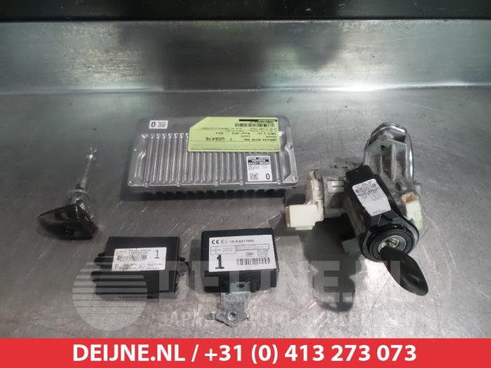 Used Engine management computer Toyota Yaris III (P13) 1.5 16V Hybrid Price € 150,00 Margin scheme offered by V.Deijne Jap.Auto-onderdelen BV