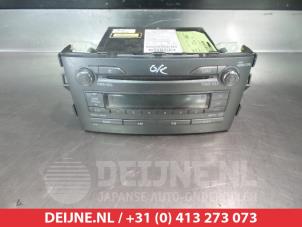 Gebrauchte Radio Toyota Auris (E15) 1.4 VVT-i 16V Preis auf Anfrage angeboten von V.Deijne Jap.Auto-onderdelen BV