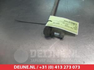 Used Anti-roll bar guide Nissan Note (E11) 1.6 16V Price on request offered by V.Deijne Jap.Auto-onderdelen BV