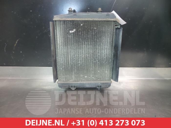 Usagé Radiateur Toyota Aygo (B10) 1.4 HDI Prix € 35,00 Règlement à la marge proposé par V.Deijne Jap.Auto-onderdelen BV