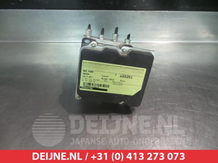 Używane Pompa ABS Mazda CX-7 2.2 MZR-CD 16V AWD Cena € 50,00 Procedura marży oferowane przez V.Deijne Jap.Auto-onderdelen BV