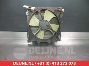 Klima Kondensor van een Honda HR-V (GH) 1.6 16V 4x4 1999