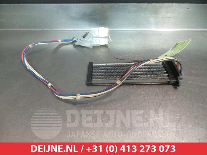 Używane Element grzewczy Toyota Auris (E15) 1.4 D-4D-F 16V Cena € 25,00 Procedura marży oferowane przez V.Deijne Jap.Auto-onderdelen BV