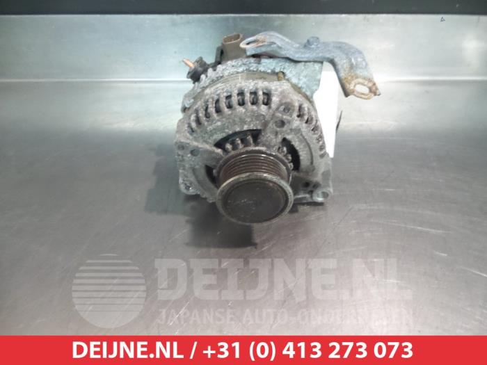 Begagnade Dynamo Toyota Urban Cruiser 1.4 D-4D AWD Pris € 50,00 Marginaltabell erbjuds av V.Deijne Jap.Auto-onderdelen BV
