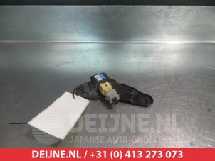 Used Airbag sensor Toyota Prius (NHW20) 1.5 16V Price on request offered by V.Deijne Jap.Auto-onderdelen BV
