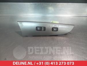 Usagé Commutateur vitre électrique Lexus IS (E2) 220d 16V Prix sur demande proposé par V.Deijne Jap.Auto-onderdelen BV