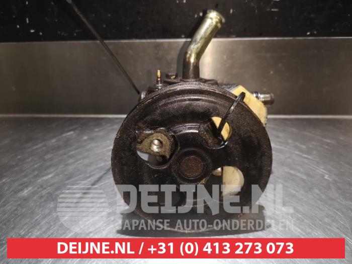 Usagé Pompe de direction Suzuki Swift Prix € 25,00 Règlement à la marge proposé par V.Deijne Jap.Auto-onderdelen BV