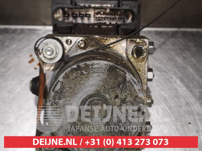 Usagé Bloc ABS Subaru Impreza III (GH/GR) 1.5 R 16V AWD Prix € 35,00 Règlement à la marge proposé par V.Deijne Jap.Auto-onderdelen BV