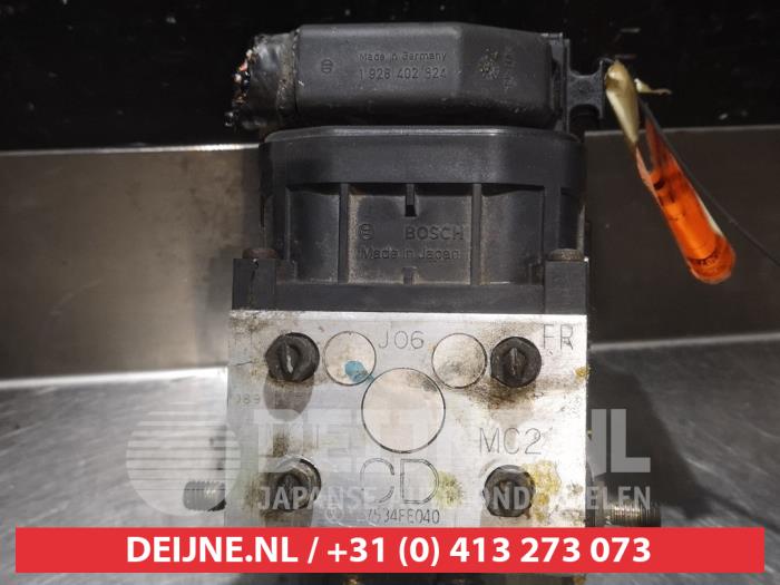 Begagnade ABS-pump Subaru Impreza II (GD) 2.0 Turbo 16V WRX Pris € 75,00 Marginaltabell erbjuds av V.Deijne Jap.Auto-onderdelen BV