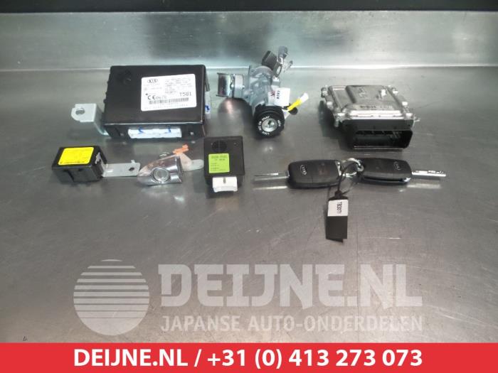 Used Engine management computer Kia Picanto (TA) 1.0 12V Price € 150,00 Margin scheme offered by V.Deijne Jap.Auto-onderdelen BV