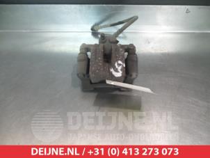 Used Rear brake calliper, left Hyundai iX35 (LM) 1.6 GDI 16V Price € 35,00 Margin scheme offered by V.Deijne Jap.Auto-onderdelen BV