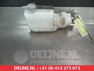 Gebrauchte Ausgleichsbehälter Daihatsu Cuore (L251/271/276) 1.0 12V DVVT Preis € 35,00 Margenregelung angeboten von V.Deijne Jap.Auto-onderdelen BV