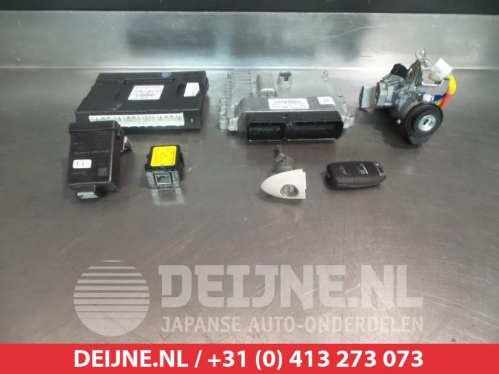 Used Engine management computer Kia Rio III (UB) 1.1 CRDi VGT 12V Price € 150,00 Margin scheme offered by V.Deijne Jap.Auto-onderdelen BV