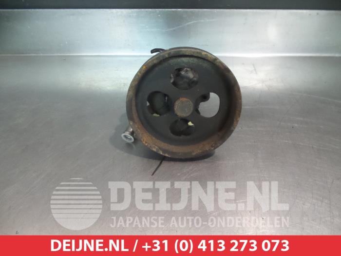 Begagnade Servostyrningspump Mitsubishi L-200 2.5 DI-D 4x4 Pris € 50,00 Marginaltabell erbjuds av V.Deijne Jap.Auto-onderdelen BV