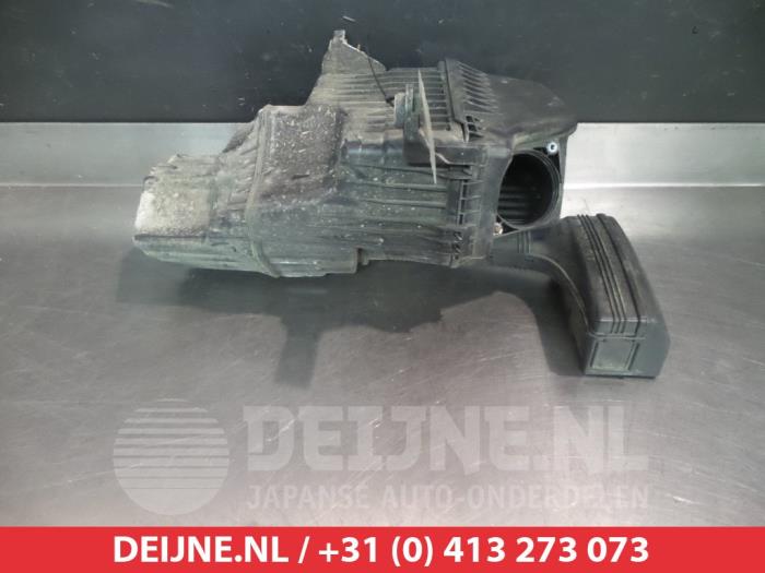 Begagnade Luftfilterhus Kia Soul I (AM) 1.6 CRDi 16V Pris € 75,00 Marginaltabell erbjuds av V.Deijne Jap.Auto-onderdelen BV