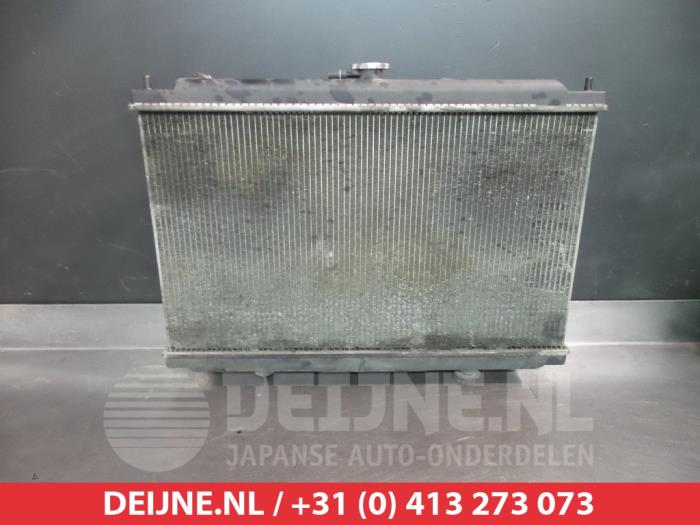 Used Radiator Nissan Almera Tino (V10M) 2.2 Di 16V Price € 50,00 Margin scheme offered by V.Deijne Jap.Auto-onderdelen BV