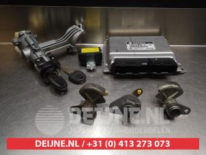 Usados Cerradura de contacto y llave Hyundai Getz Precio € 60,00 Norma de margen ofrecido por V.Deijne Jap.Auto-onderdelen BV