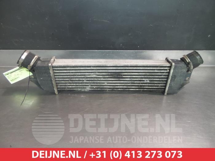 Usados Intercooler Ssang Yong Rodius 2.7 270 Xdi 20V 4x2 Precio de solicitud ofrecido por V.Deijne Jap.Auto-onderdelen BV