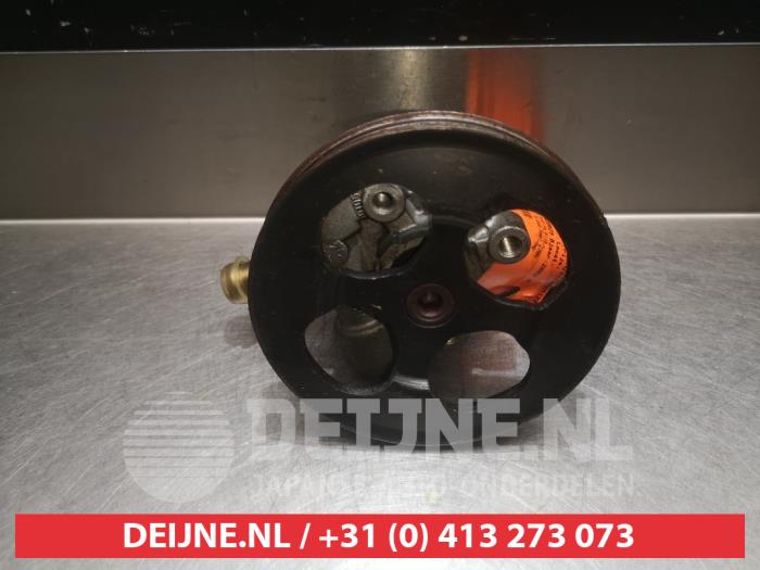 Usagé Pompe de direction Daihatsu YRV (M2) 1.3 16V DVVT Turbo Prix € 25,00 Règlement à la marge proposé par V.Deijne Jap.Auto-onderdelen BV