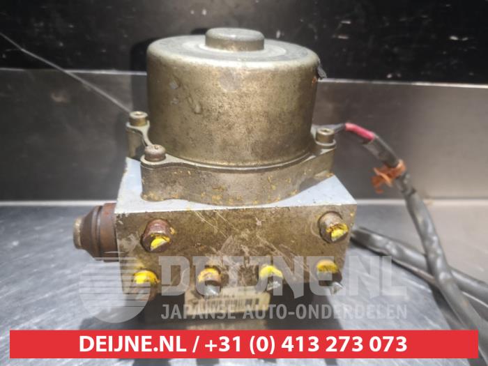 Gebrauchte ABS Pumpe Honda Civic (EJ/EK) 1.5i LS 16V Preis € 50,00 Margenregelung angeboten von V.Deijne Jap.Auto-onderdelen BV