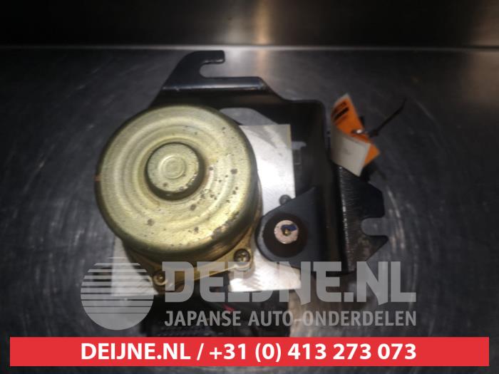 Begagnade ABS-pump Honda Logo (GA33) 1.3 Pris € 35,00 Marginaltabell erbjuds av V.Deijne Jap.Auto-onderdelen BV