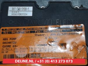 Pompe ABS d'un Daihatsu Cuore (L251/271/276) 1.0 12V DVVT 2005