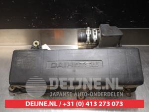 Usagé Boîtier filtre à air Daihatsu Move (L9) 850 Prix sur demande proposé par V.Deijne Jap.Auto-onderdelen BV