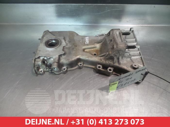 Usagé Couvercle de distribution Chevrolet Spark 1.0 16V Bifuel Prix € 75,00 Règlement à la marge proposé par V.Deijne Jap.Auto-onderdelen BV
