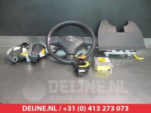 Usados Juego y módulo de airbag Toyota Corolla Verso (R10/11) 2.2 D-4D 16V Precio € 300,00 Norma de margen ofrecido por V.Deijne Jap.Auto-onderdelen BV