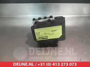 Used ABS pump Hyundai iX35 (LM) Price on request offered by V.Deijne Jap.Auto-onderdelen BV