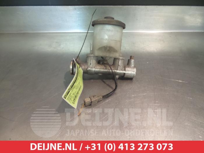 Used Master cylinder Toyota Starlet (EP8/NP8) 1.3 Friend,XLi 12V Price € 20,00 Margin scheme offered by V.Deijne Jap.Auto-onderdelen BV