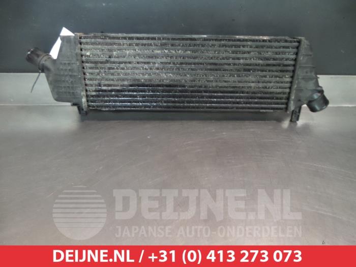 Usagé Intercooler Nissan Micra (K12) Prix € 35,00 Règlement à la marge proposé par V.Deijne Jap.Auto-onderdelen BV