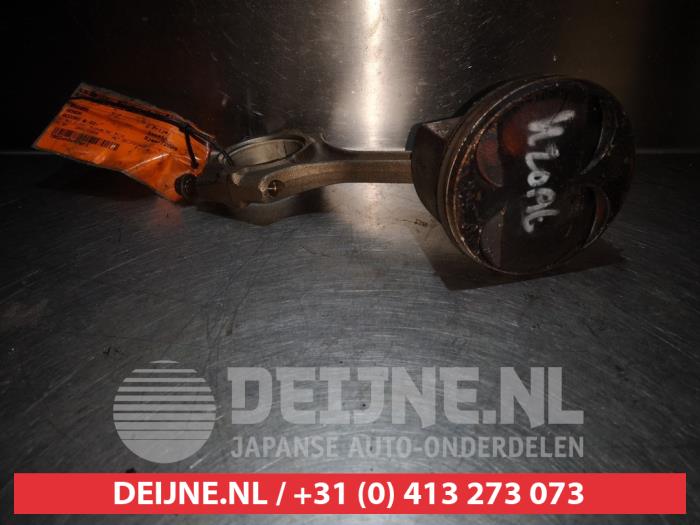 Used Piston Honda Accord Tourer (CM/CN) 2.0 i-VTEC 16V Price € 50,00 Margin scheme offered by V.Deijne Jap.Auto-onderdelen BV
