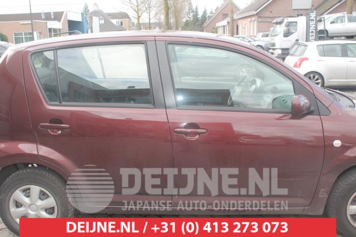 Usados Ventanilla triangular derecha detrás Subaru Justy (M3) 1.0 12V DVVT Precio € 35,00 Norma de margen ofrecido por V.Deijne Jap.Auto-onderdelen BV