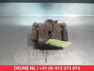 Used Rear brake calliper, left Kia Sorento I (JC) 2.5 CRDi 16V Price € 35,00 Margin scheme offered by V.Deijne Jap.Auto-onderdelen BV
