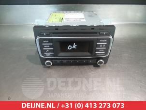 Used Radio Kia Rio III (UB) 1.2 CVVT 16V Price € 50,00 Margin scheme offered by V.Deijne Jap.Auto-onderdelen BV