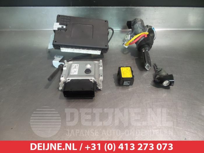 Used Engine management computer Kia Rio III (UB) 1.2 CVVT 16V Price € 150,00 Margin scheme offered by V.Deijne Jap.Auto-onderdelen BV