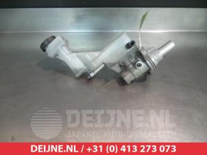 Używane Glówny cylinder hamulcowy Nissan Qashqai (J10) Cena € 25,00 Procedura marży oferowane przez V.Deijne Jap.Auto-onderdelen BV