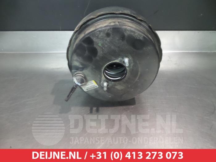 Usagé Assistant de freinage Toyota Corolla Verso (R10/11) 2.2 D-4D 16V Prix € 50,00 Règlement à la marge proposé par V.Deijne Jap.Auto-onderdelen BV