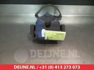Used Front brake calliper, left Honda Accord (CU) 2.2 i-DTEC 16V Price € 50,00 Margin scheme offered by V.Deijne Jap.Auto-onderdelen BV
