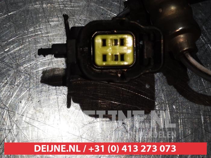 Sonde lambda d'un Mazda Demio (DW) 1.5 16V 2001