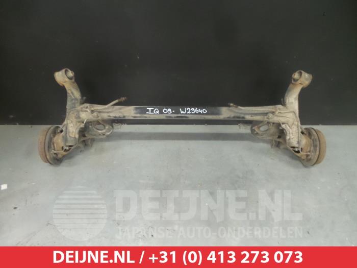 Gebrauchte Hinterachse Vorderradantrieb Toyota iQ 1.0 12V VVT-i Preis € 200,00 Margenregelung angeboten von V.Deijne Jap.Auto-onderdelen BV
