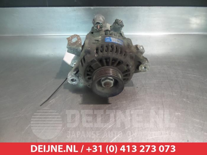 Used Dynamo Toyota iQ 1.0 12V VVT-i Price € 50,00 Margin scheme offered by V.Deijne Jap.Auto-onderdelen BV
