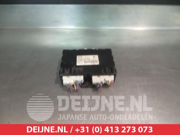 Used Body control computer Mazda 5 (CR19) 2.0i 16V Price € 75,00 Margin scheme offered by V.Deijne Jap.Auto-onderdelen BV